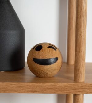 אימוג'י דקורטיבי EMOJY WINKING